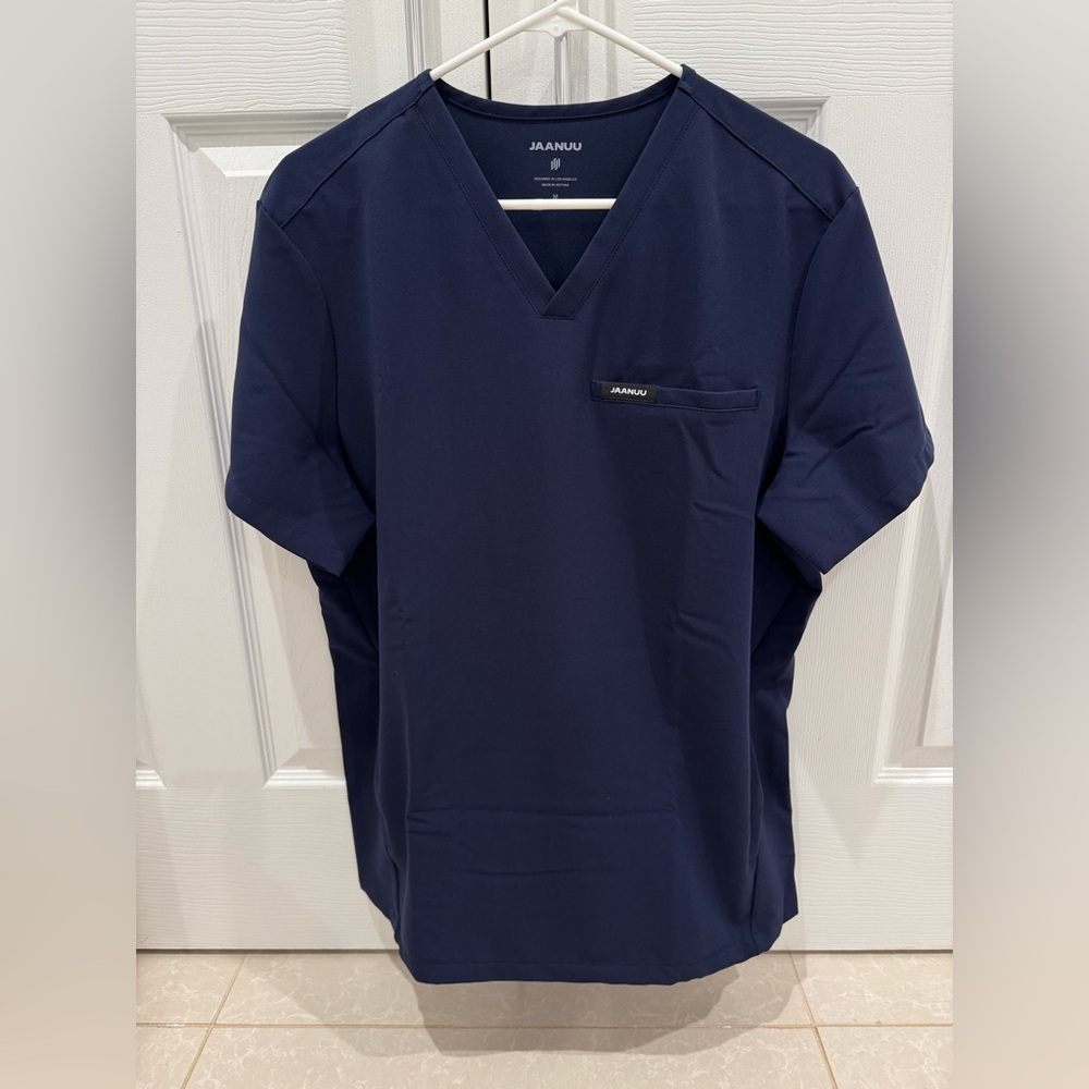 Jaanuu Men's Navy Blue Scrub Top